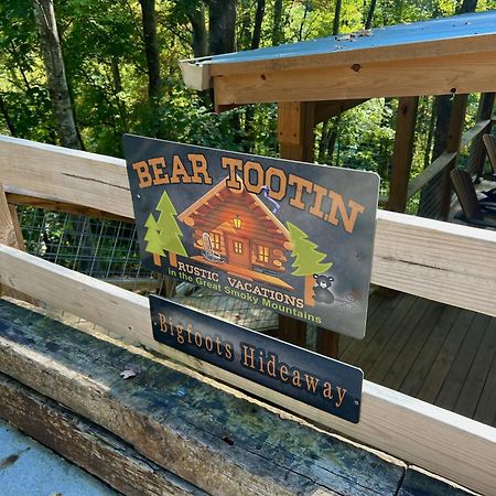 Bigfoots Hideaway Cabin Gatlinburg Extérieur photo