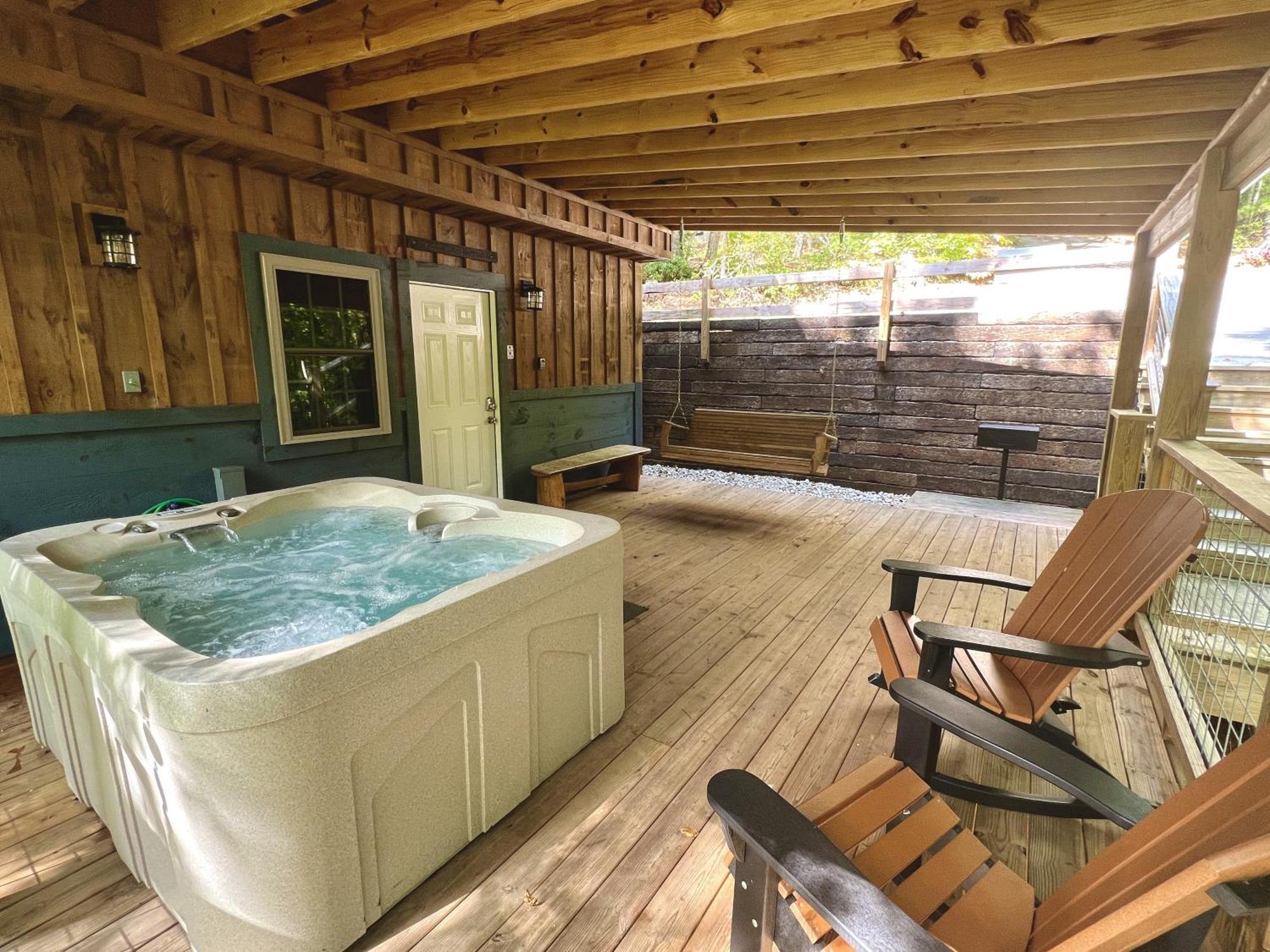 Bigfoots Hideaway Cabin Gatlinburg Extérieur photo
